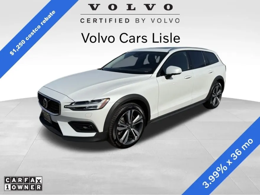 2021 Volvo V60 Cross Country Platinum photo 1