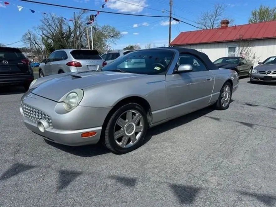 2005 Ford Thunderbird Deluxe photo 1