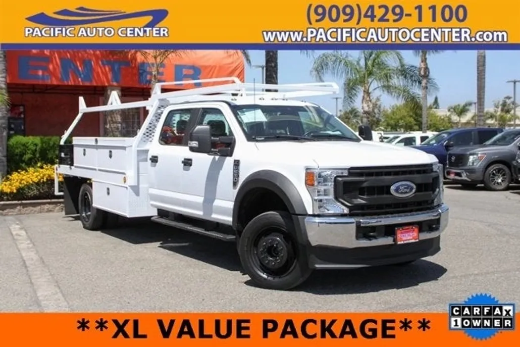 2022 Ford F-550 photo 1