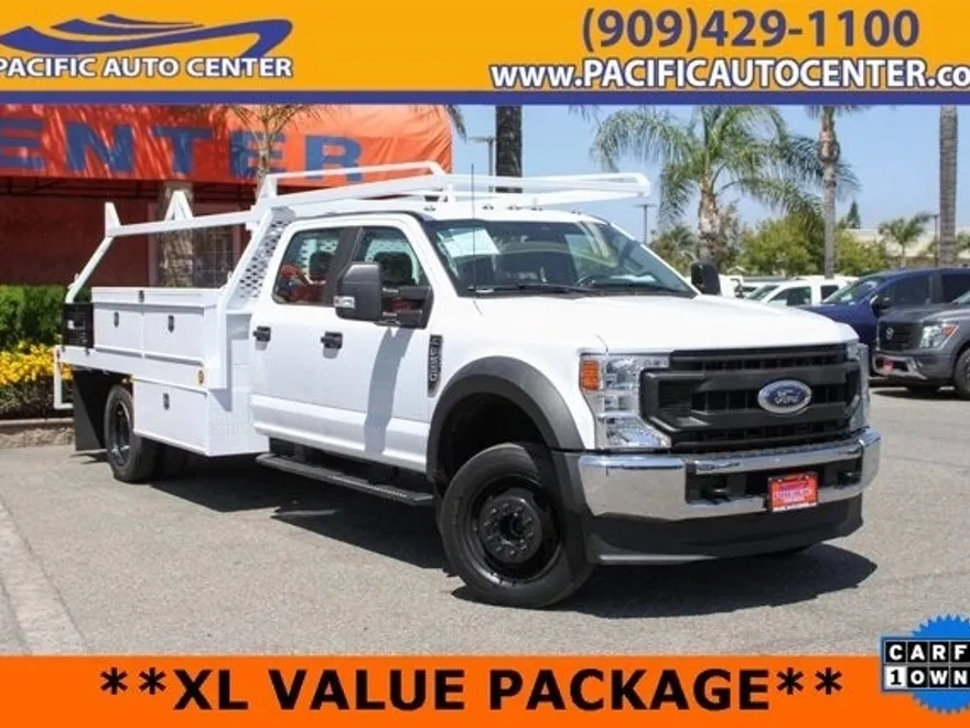 2022 Ford F-550 photo 1