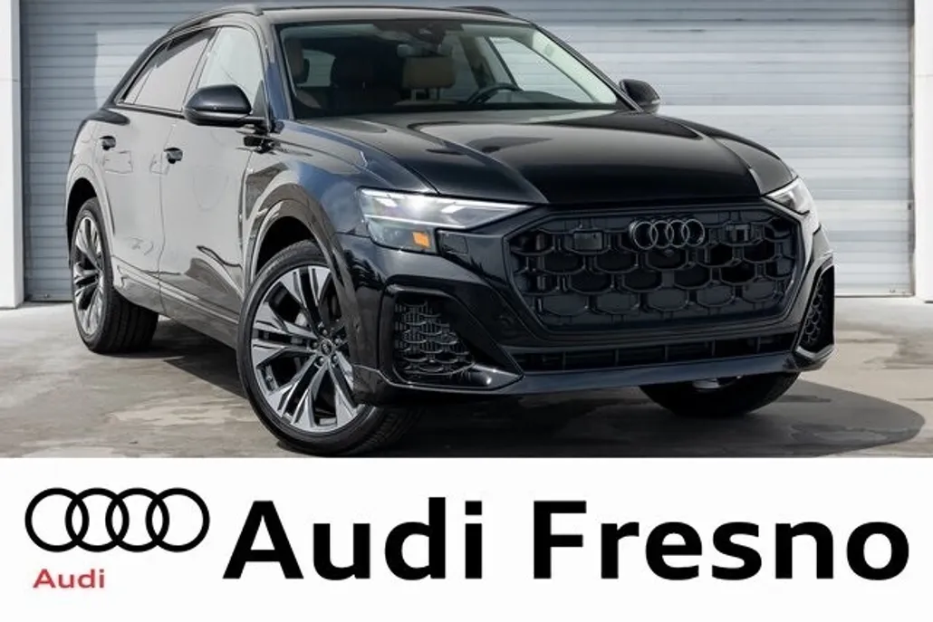 2025 Audi Q8 55 Premium Plus photo 1
