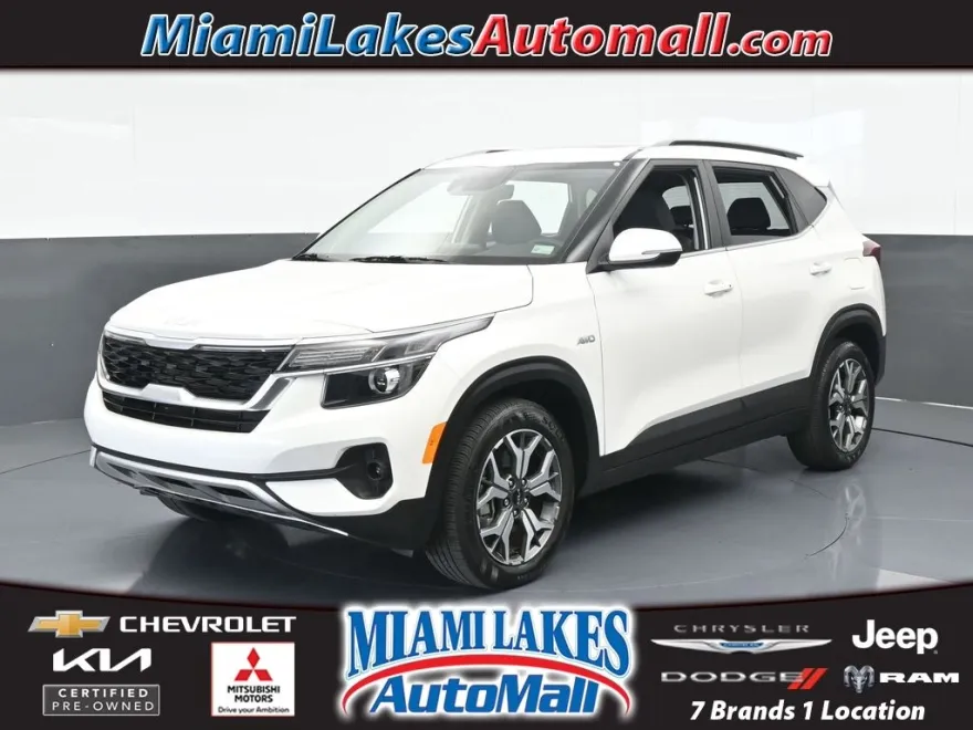 2023 Kia Seltos EX photo 1