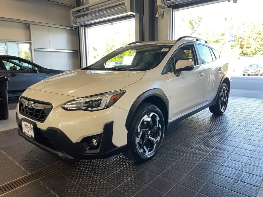 2023 Subaru Crosstrek Limited photo 1