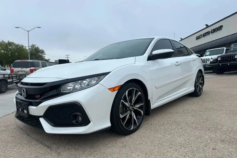 2019 Honda Civic Si photo 1