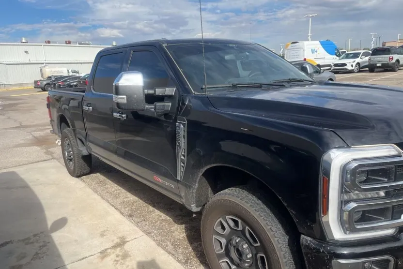 2024 Ford F-250 photo 1