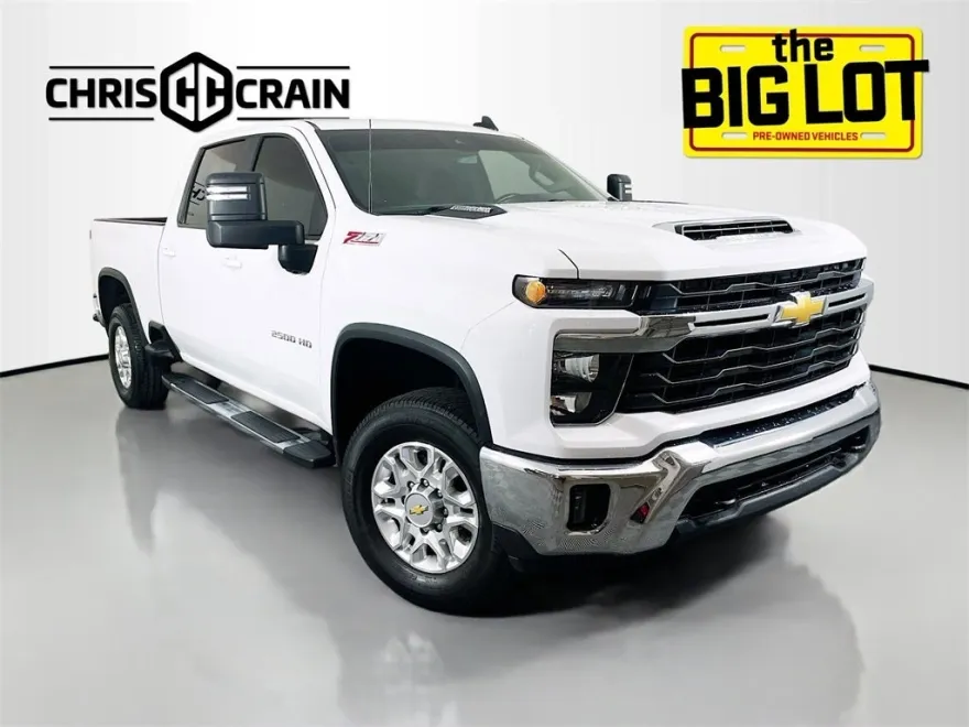 2024 Chevrolet Silverado 2500HD LT photo 1