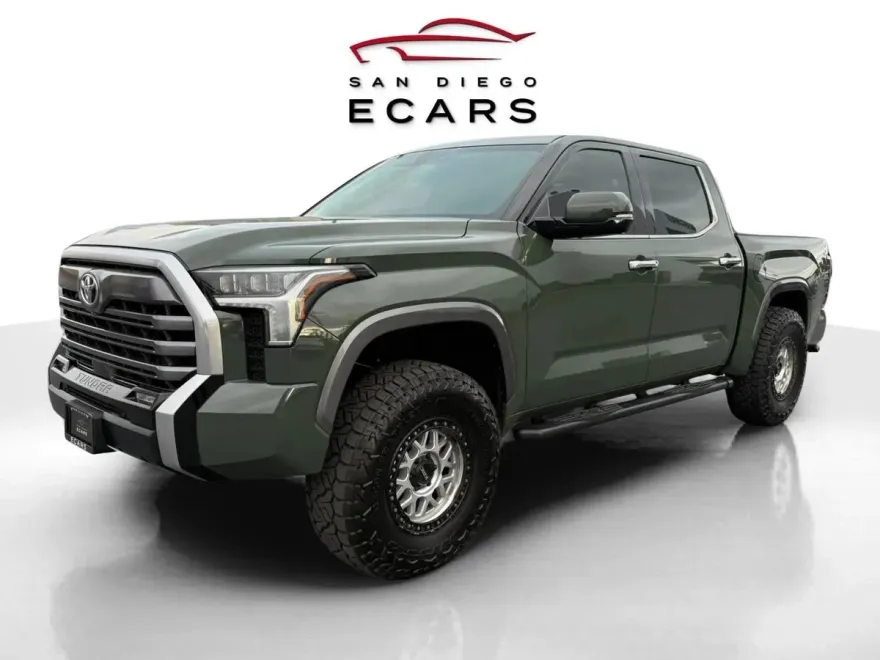 2022 Toyota Tundra CrewMax Limited photo 1