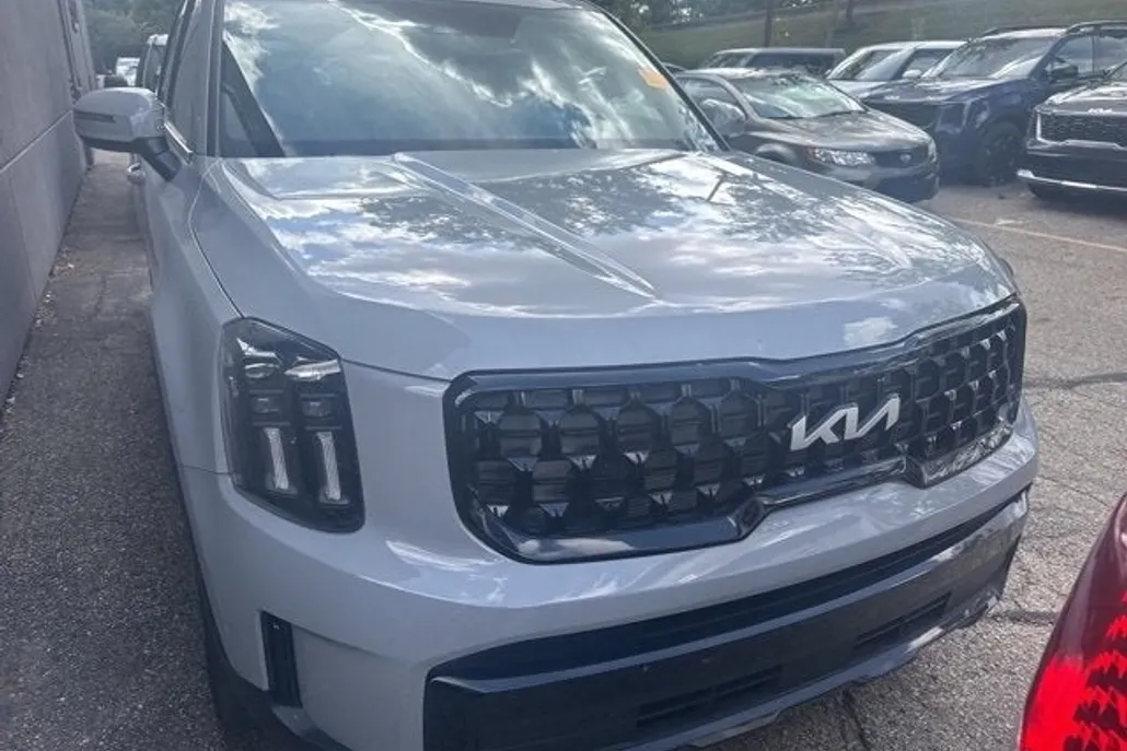 2024 Kia Telluride EX X-Line photo 1