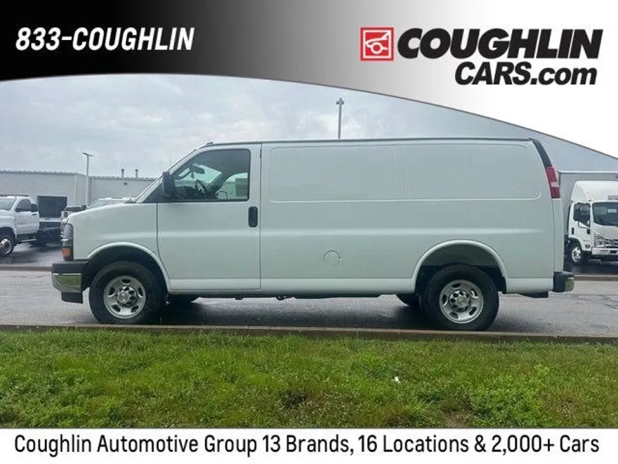 2025 Chevrolet Express Cargo 2500 photo 1