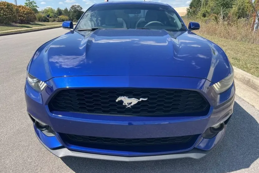 2016 Ford Mustang EcoBoost photo 1