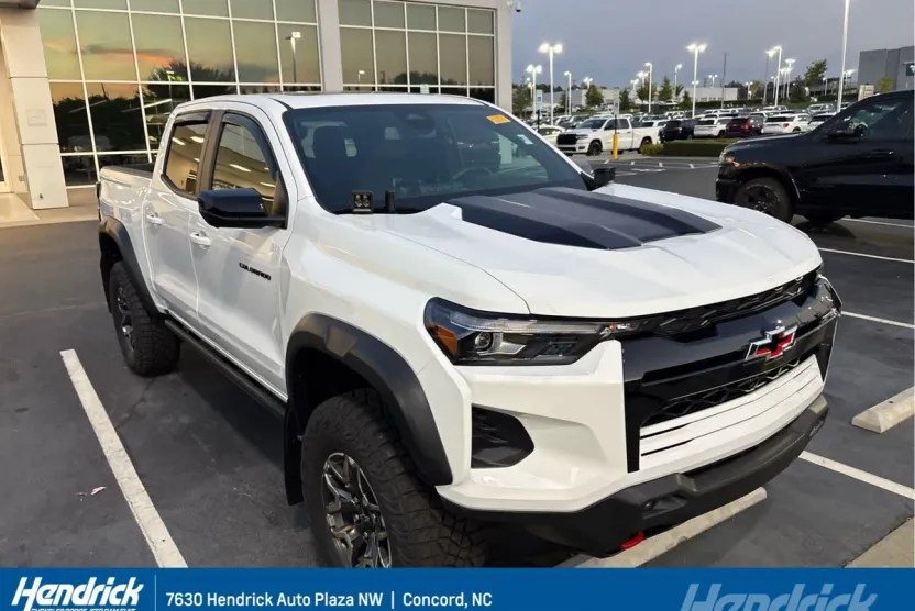 2024 Chevrolet Colorado ZR2 photo 1