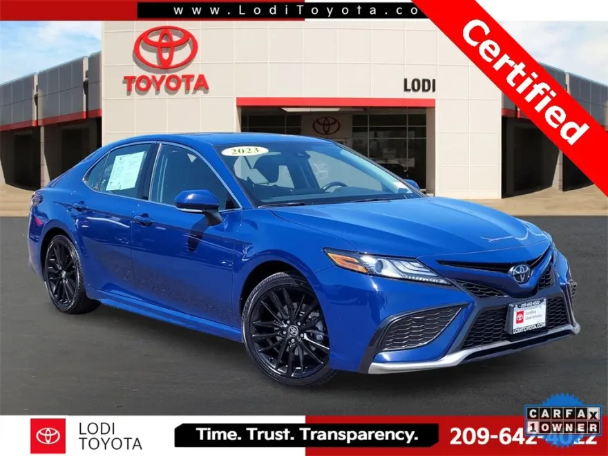 2023 Toyota Camry XSE photo 1