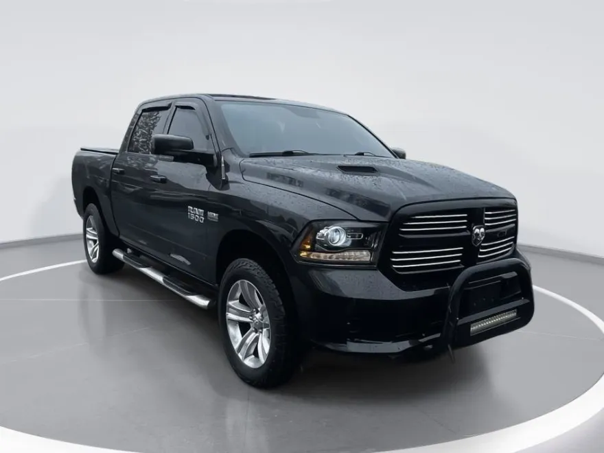 2017 Ram 1500 Sport photo 1