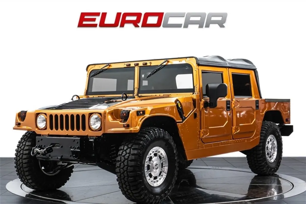 2004 Hummer H1 1 1/4 ton photo 1