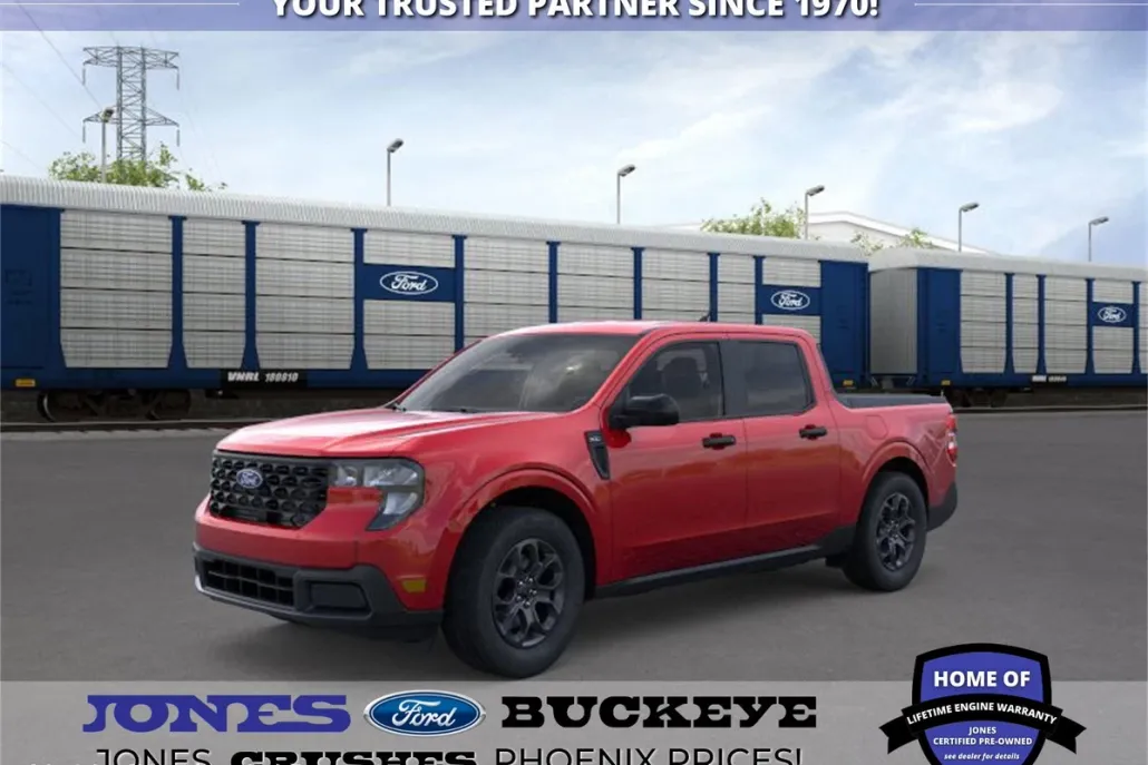 2025 Ford Maverick XLT photo 1
