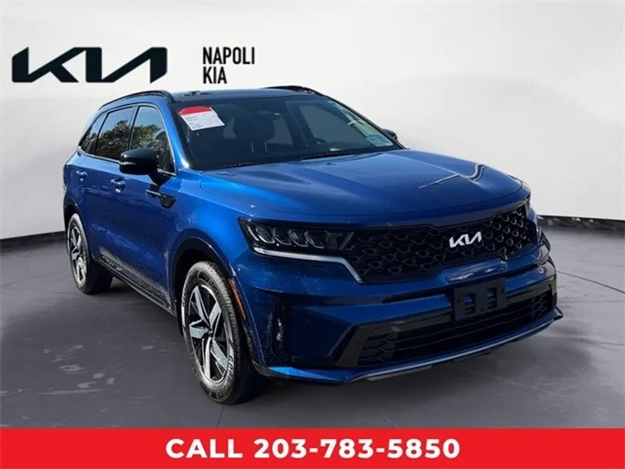 2022 Kia Sorento S photo 1