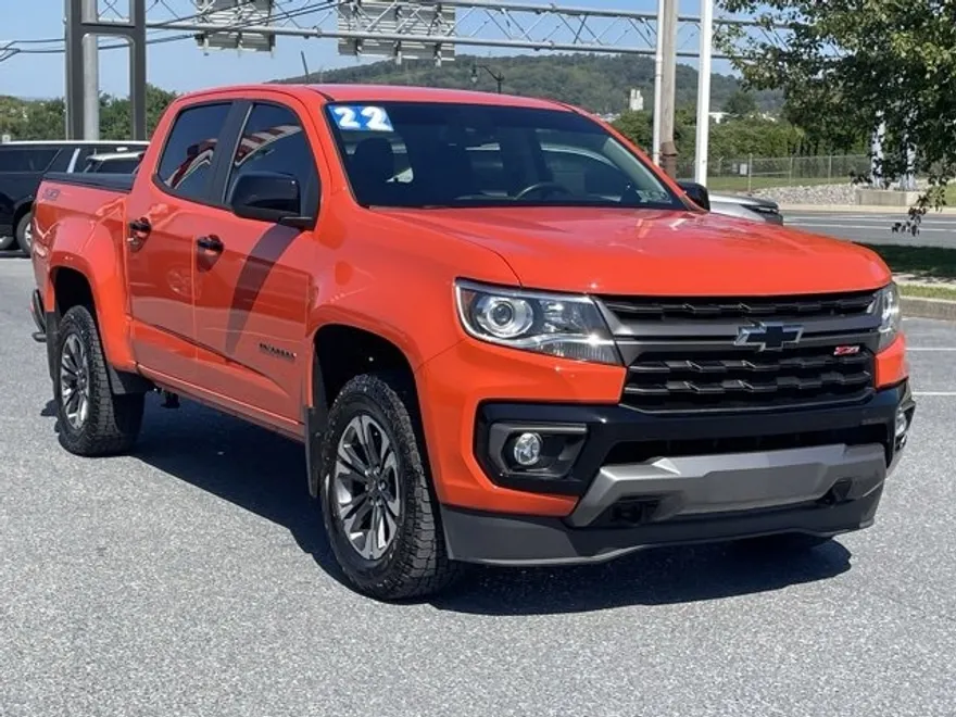 2022 Chevrolet Colorado Z71 photo 1