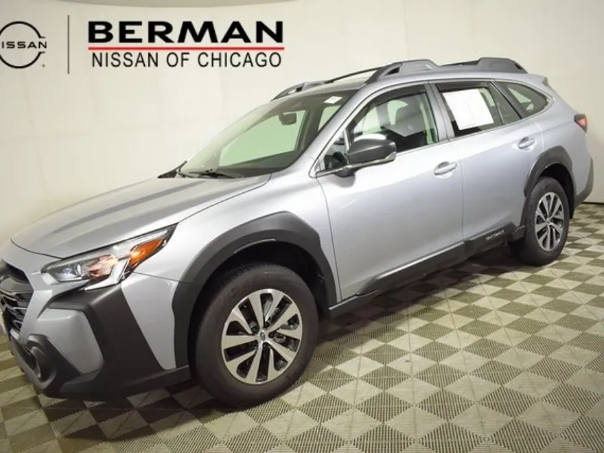 2025 Subaru Outback 2.5i photo 1