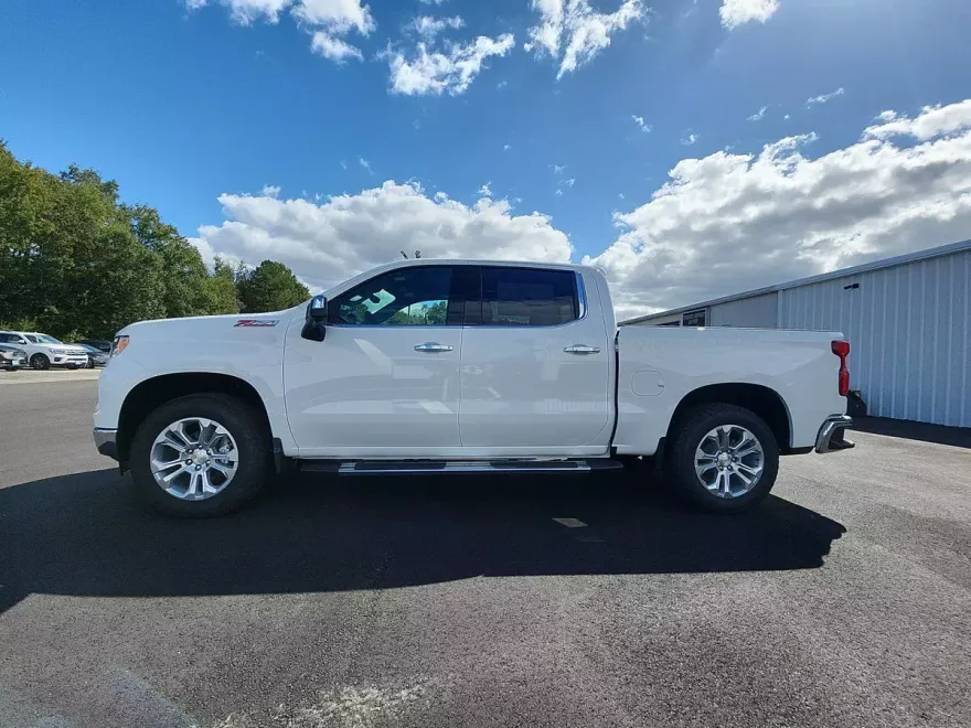 2026 Chevrolet Silverado 1500 LTZ photo 1