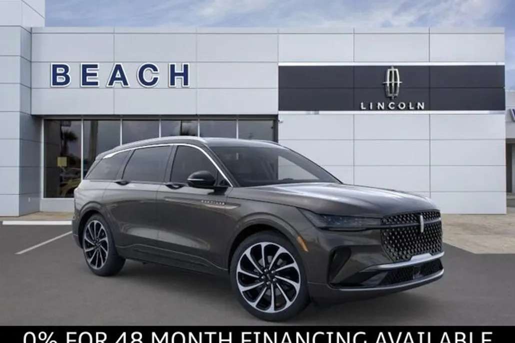 2025 Lincoln Nautilus Black Label photo 1