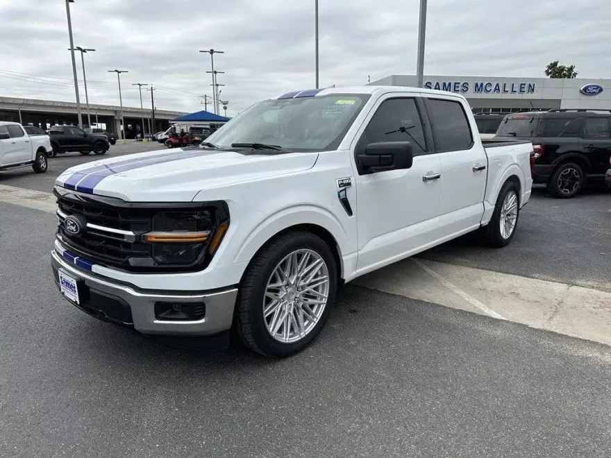 2025 Ford F-150 XLT photo 1
