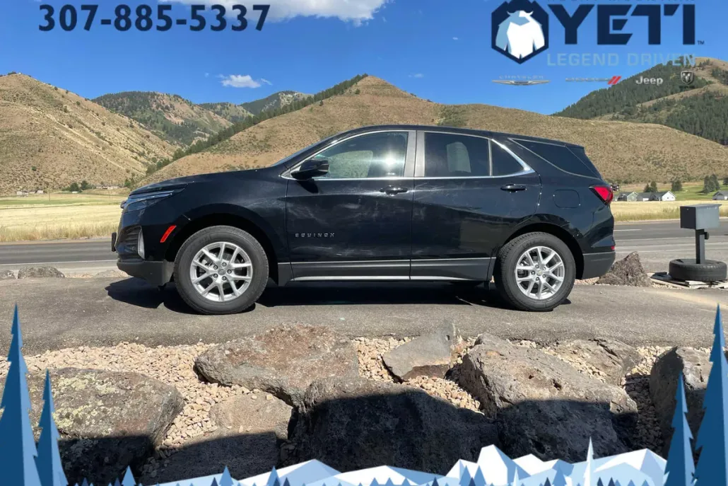 2024 Chevrolet Equinox LT photo 1
