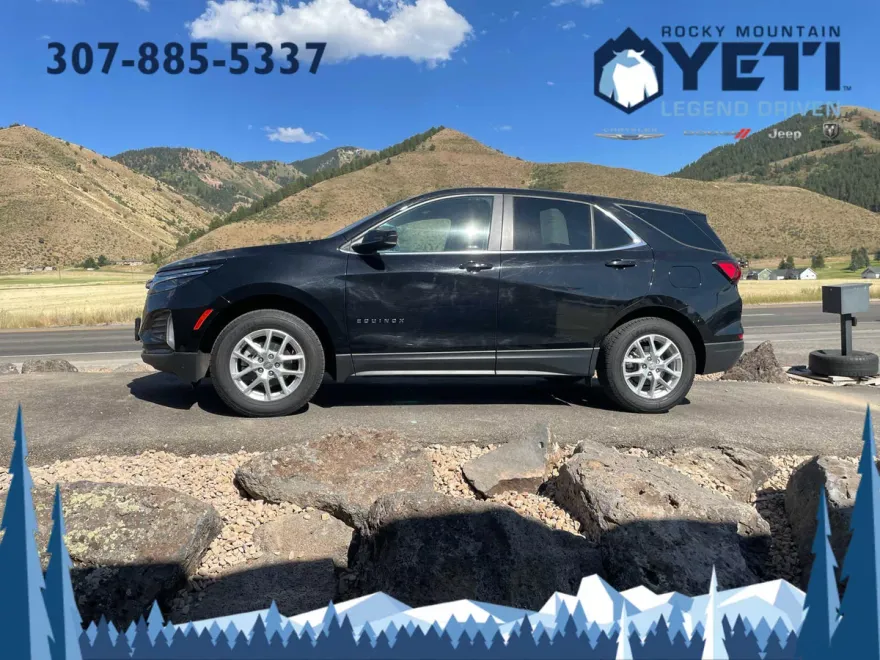 2024 Chevrolet Equinox LT photo 1