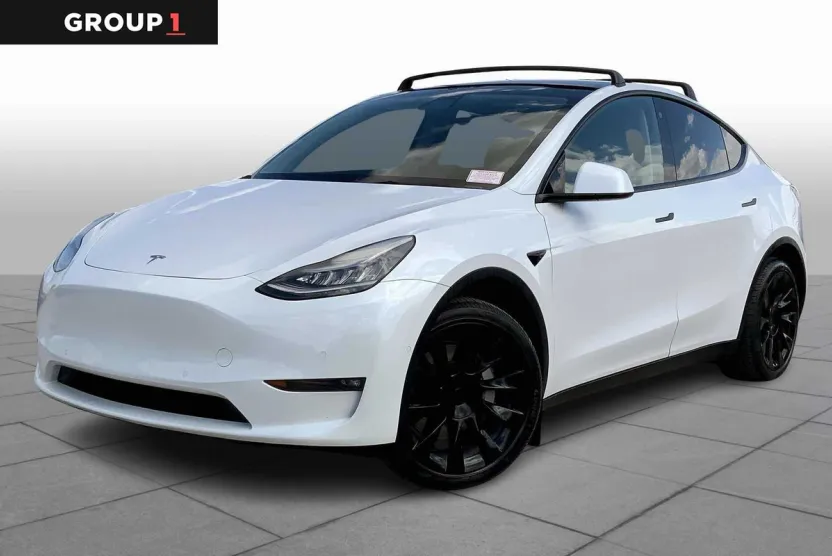 2021 Tesla Model Y Long Range photo 1
