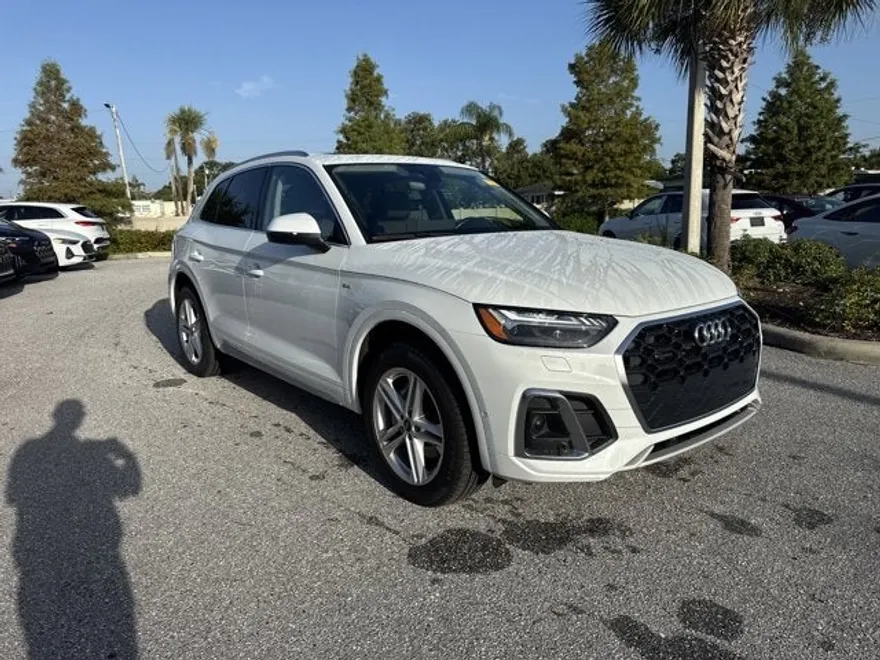 2021 Audi Q5 Prestige 55 TFSI e Premium photo 1