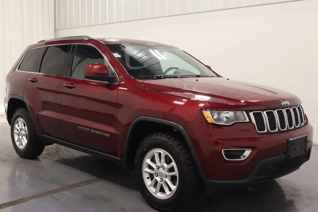2020 Jeep Grand Cherokee Laredo E photo 1