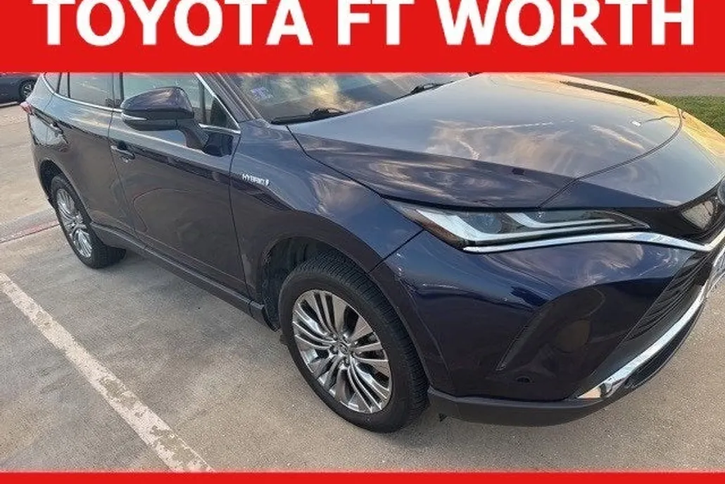 2021 Toyota Venza Limited photo 1