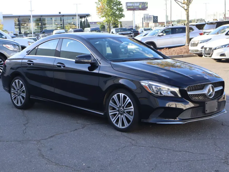 2019 Mercedes Benz CLA 250 4MATIC photo 1