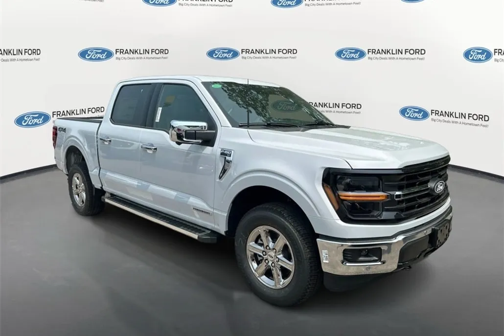 2025 Ford F-150 XLT photo 1