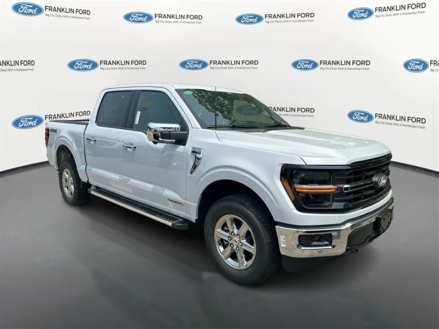 2025 Ford F-150 XLT photo 1