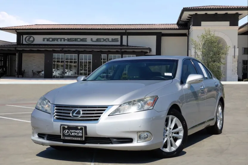 2010 Lexus ES 350 photo 1