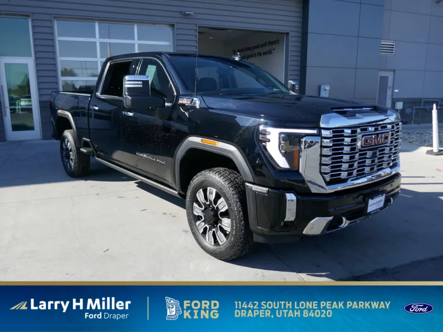 2024 Gmc Sierra 3500 HD Denali photo 1