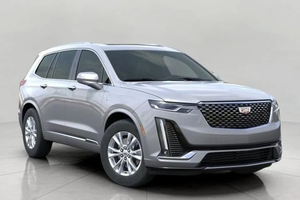 2025 Cadillac XT6 Luxury photo 1