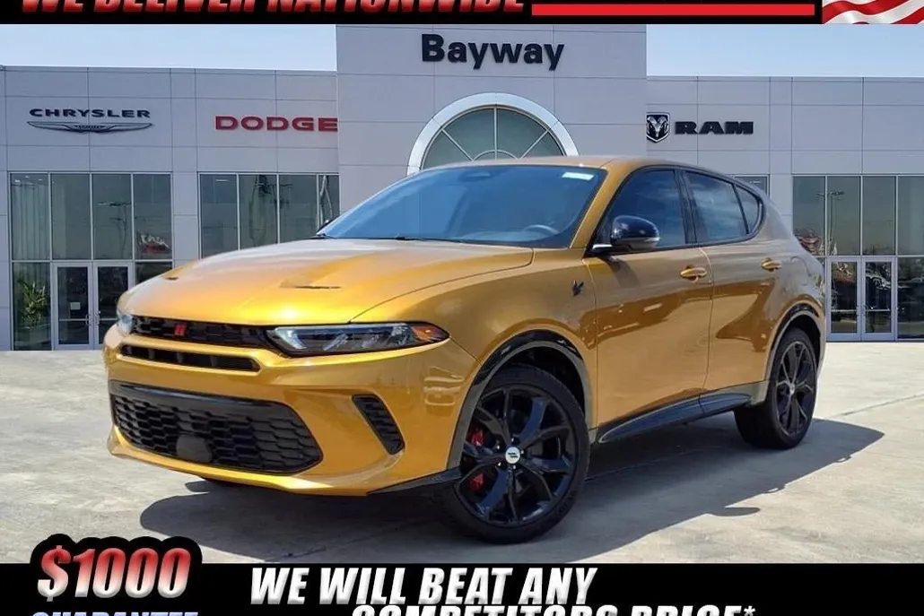 2024 Dodge Hornet R/T photo 1