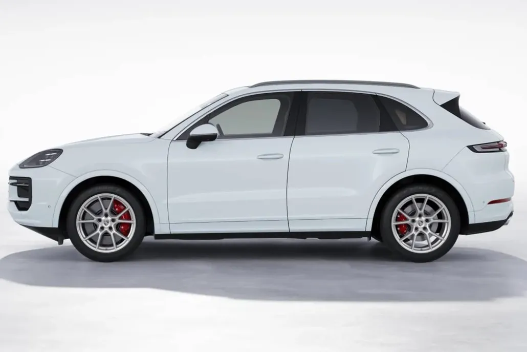 2026 Porsche Cayenne S photo 1
