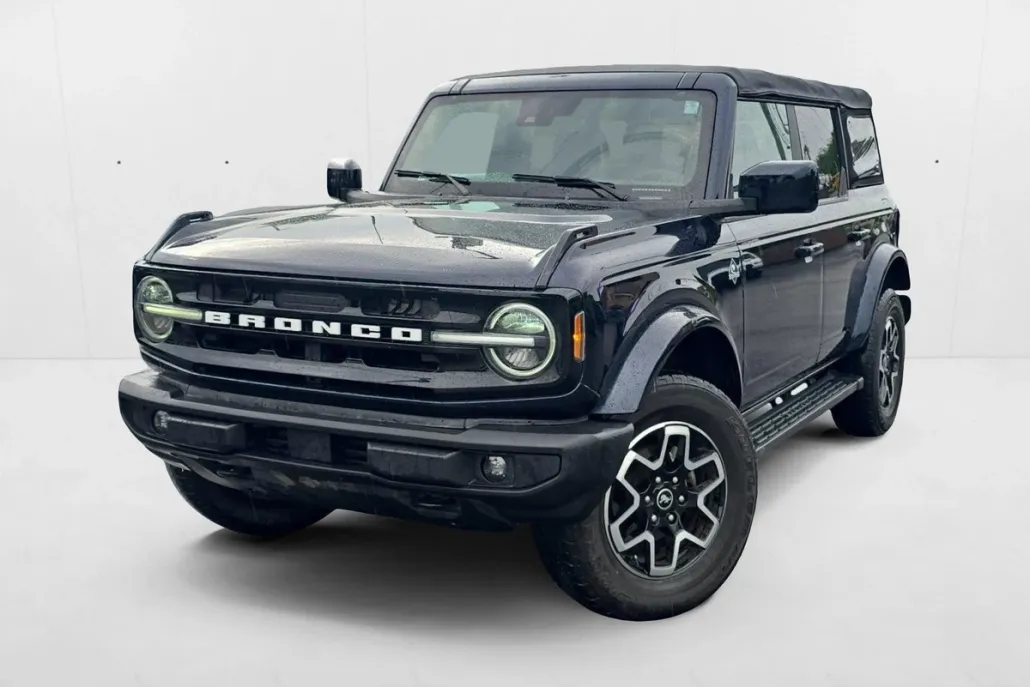2021 Ford Bronco Outer Banks photo 1