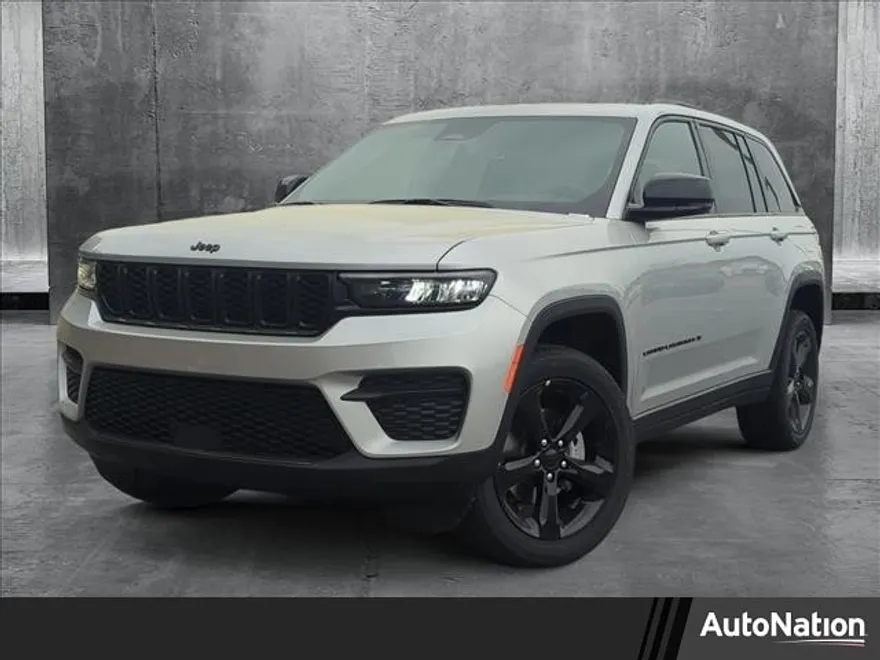 2025 Jeep Grand Cherokee Altitude X photo 1