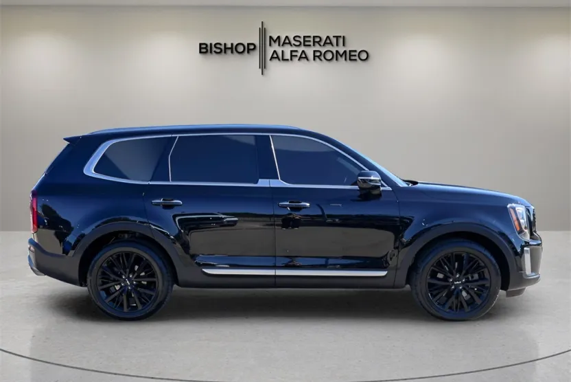 2022 Kia Telluride SX photo 1