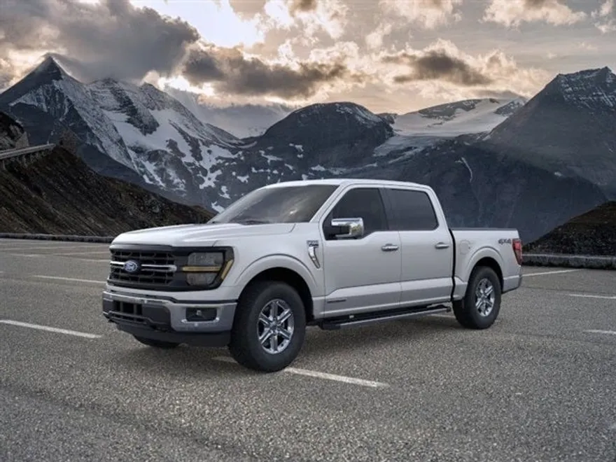 2025 Ford F-150 XLT photo 1