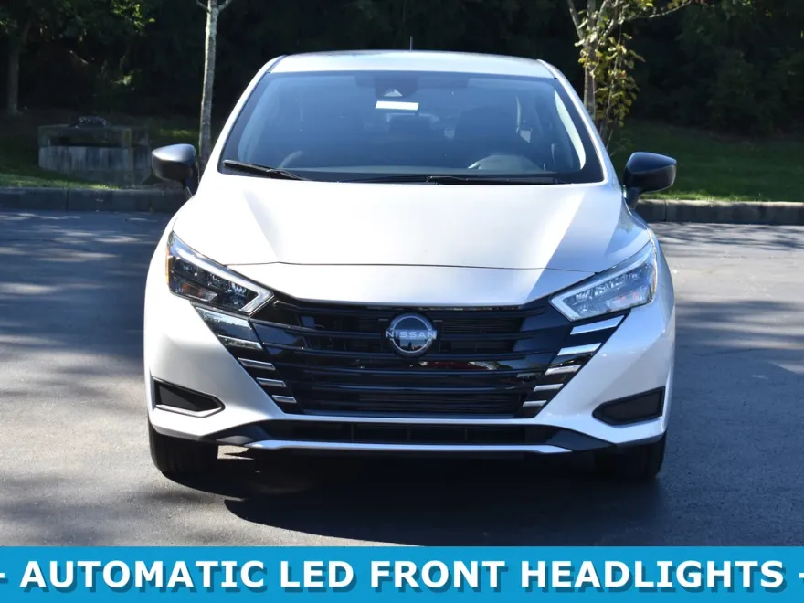 2025 Nissan Versa 1.6 S photo 1