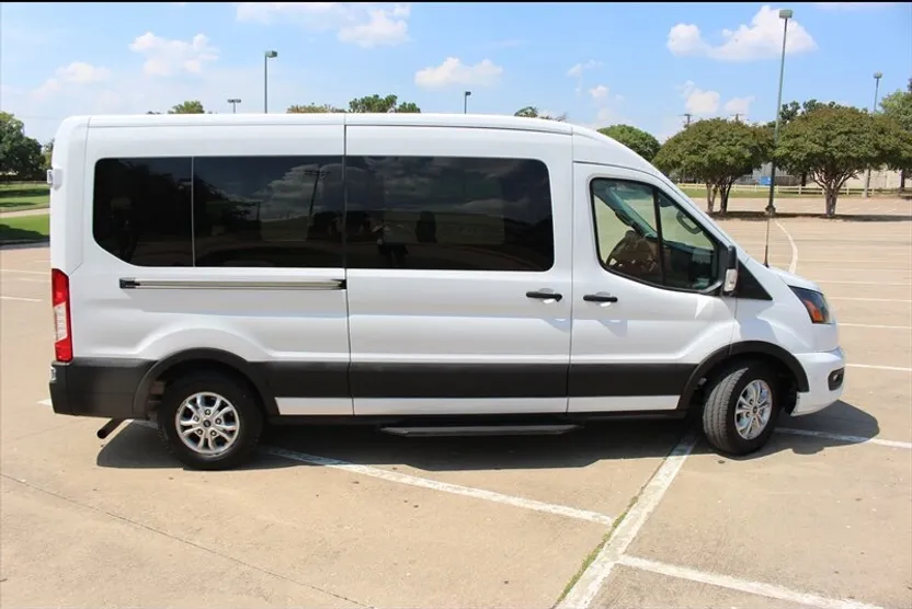2023 Ford Transit XLT photo 1