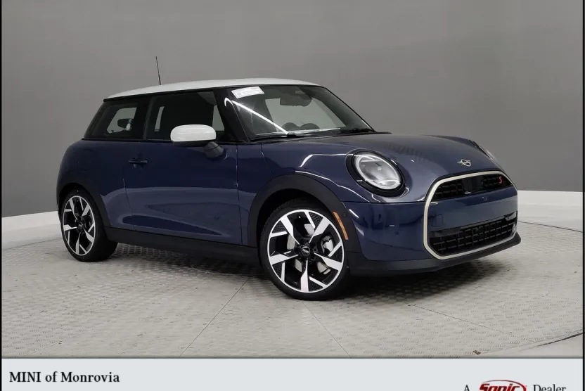 2026 Mini Cooper S 2 Door Iconic photo 1