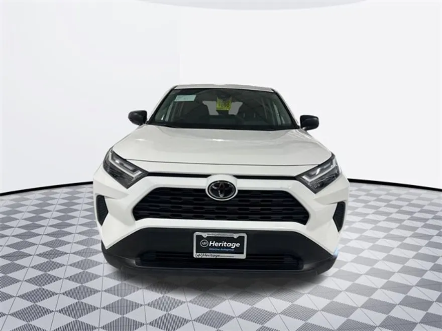 2024 Toyota RAV4 LE Sport photo 1