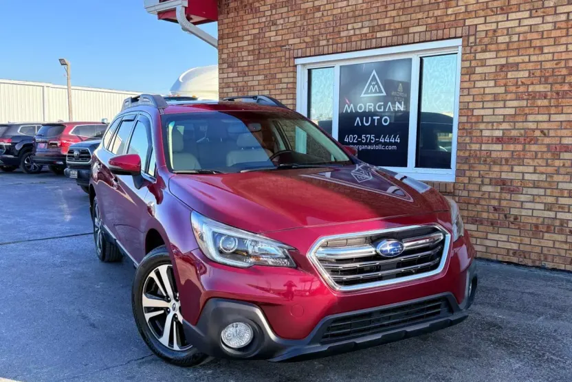 2018 Subaru Outback 2.5i Limited photo 1