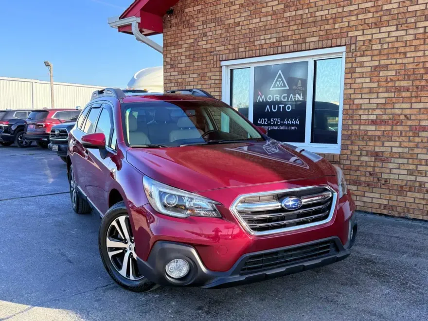 2018 Subaru Outback 2.5i Limited photo 1