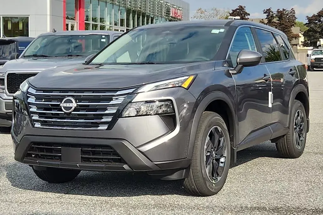 2026 Nissan Rogue SV photo 1